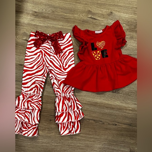 Red Love Outfit with Zebra Print Pants - Picture 1 of 4